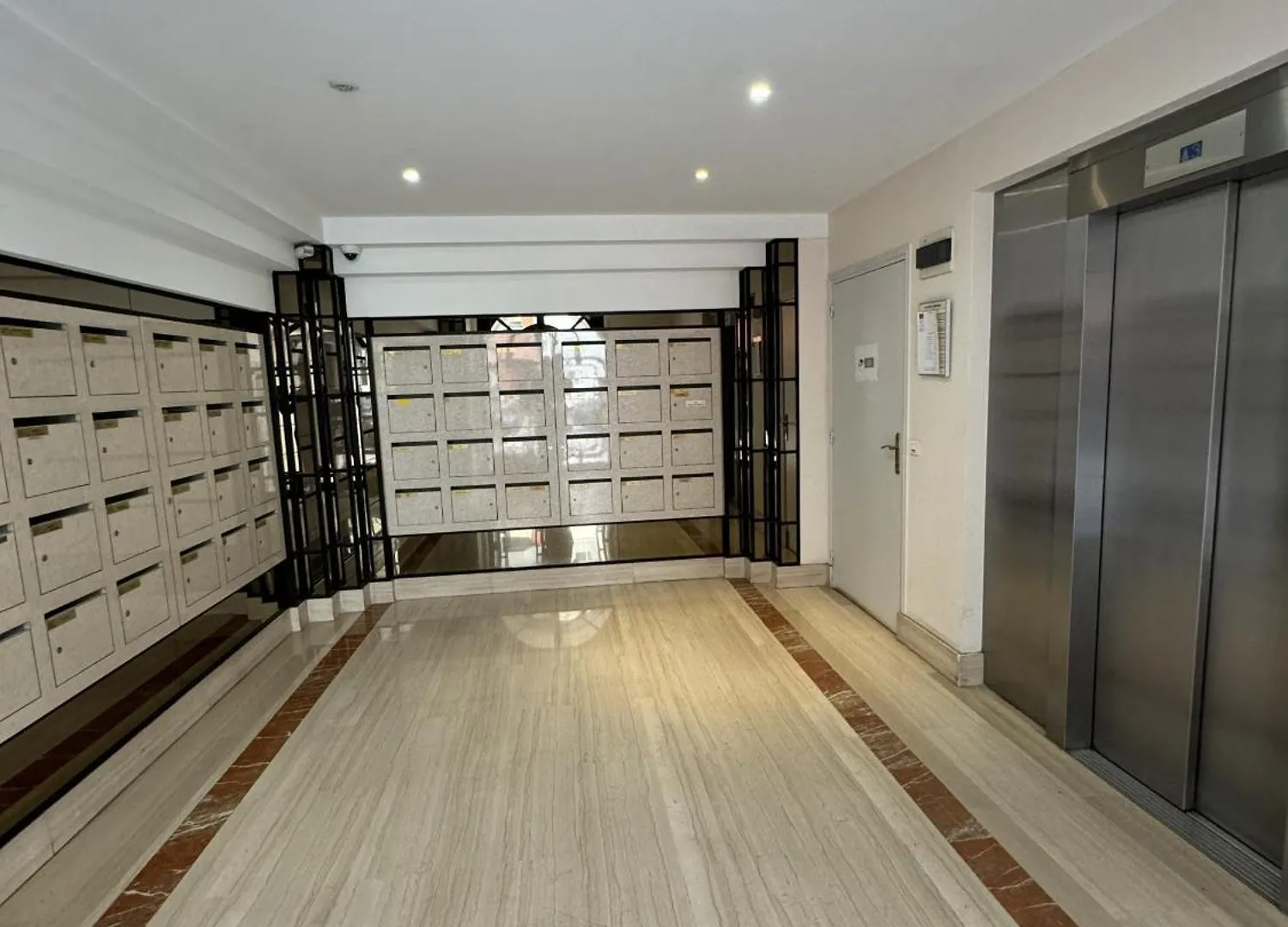 Magnifique Logement Au Centre De Cannes Por1897 0*,  France