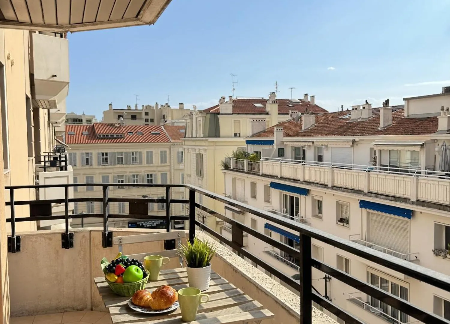 Magnifique Logement Au Centre De Cannes Por1897